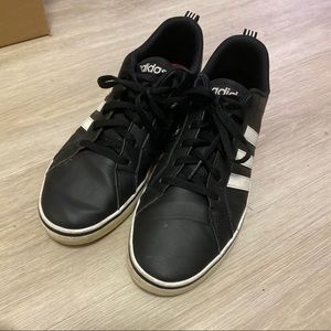 Adidas sneaker size 11